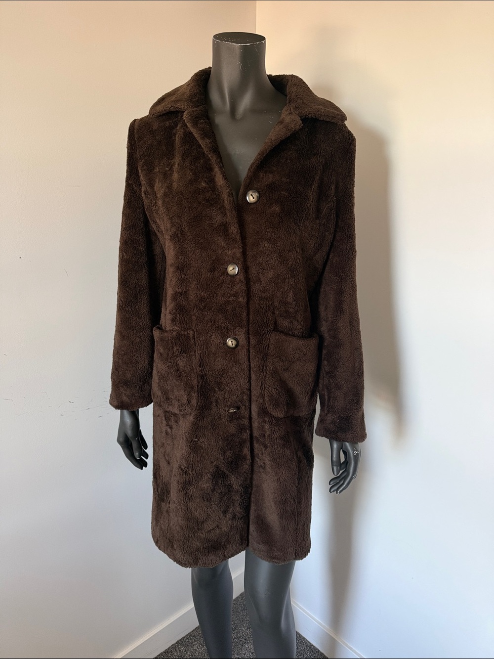 180. Vtg Faux Fur Chocolate Brown Long Coat M/L